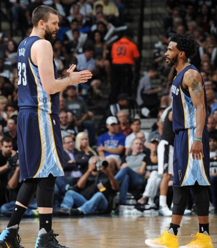 莫雷托：巴萨愿以约6000万欧+浮动出售德容